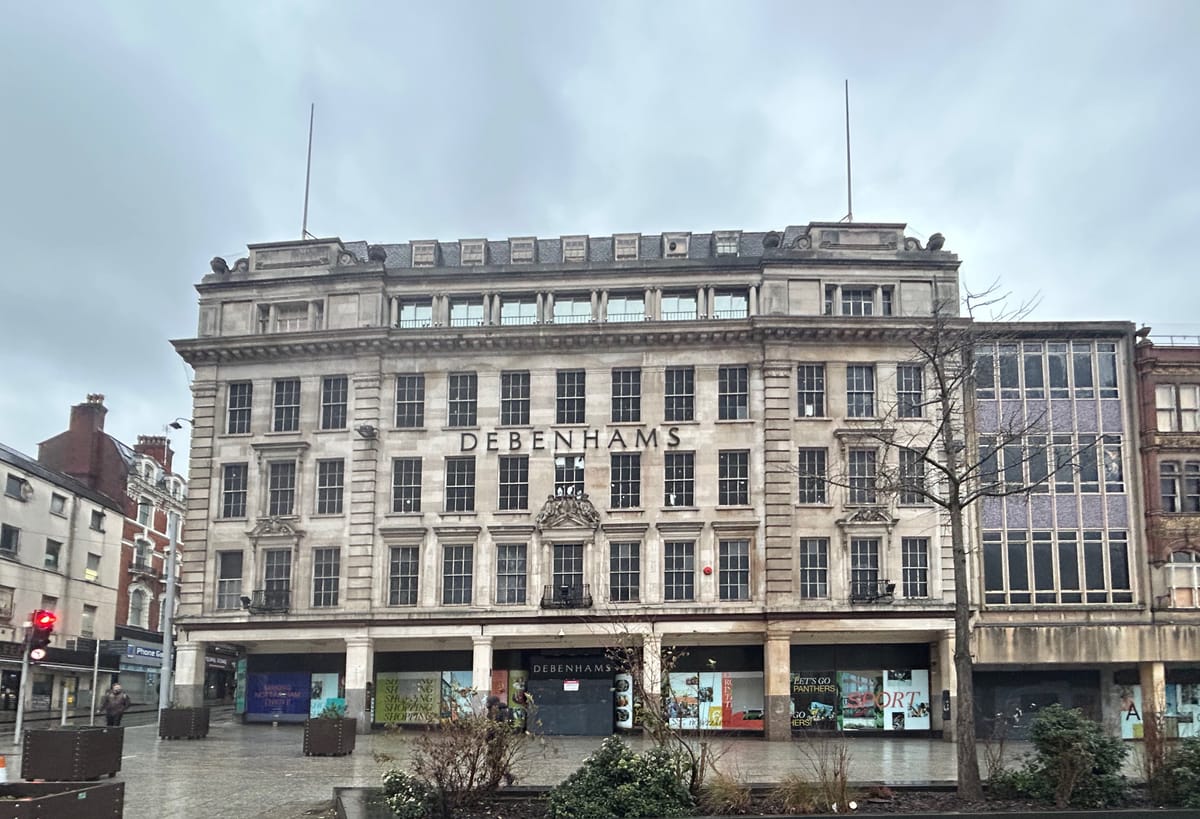 Deserted Debenhams leads to decline in Square safety